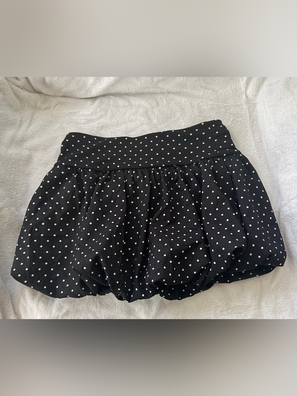 Polka Dot High-Waist Black Mini Skirt - Picture 4 of 5